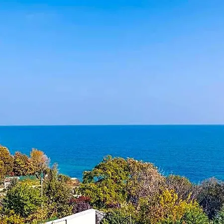 Luxurious And Panoramic At The Beach. 5* Варна